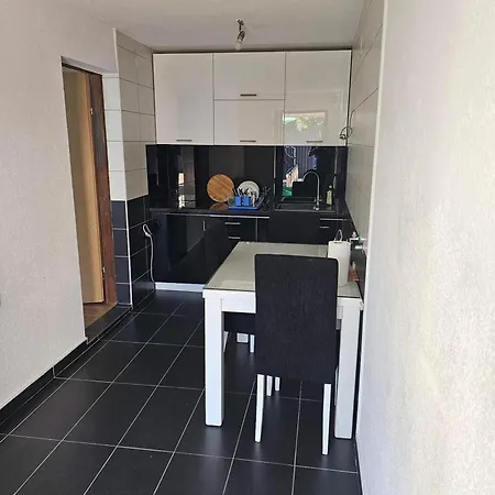 Savanovic Apartment *