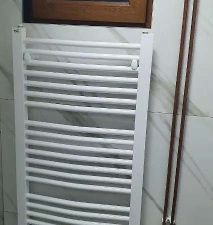 Savanovic * באניה לוקה